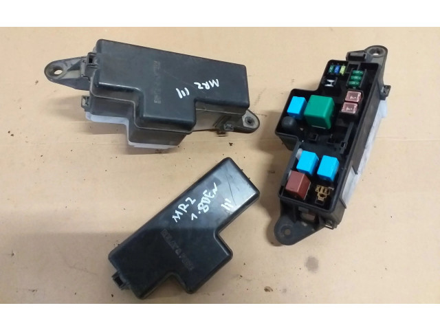 Pojistková skříňka Toyota MR2 (W30) III 2002