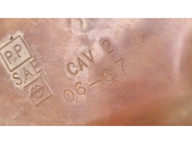 Расширительный бачок охлаждающей жидкости