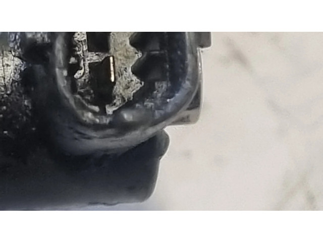 Форсунка 0445110141, 8200146357    Renault Master II для дизельного двигателя  2.5