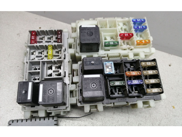 Блок предохранителей Ford Galaxy