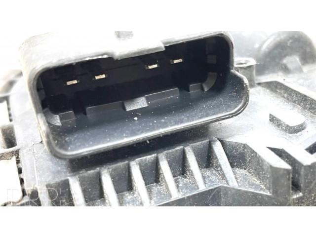 Двигатель стеклоочистителей