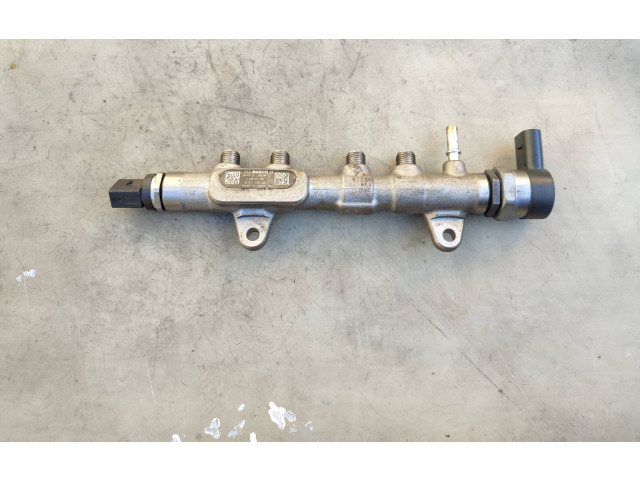 Магистральная трубка топлива