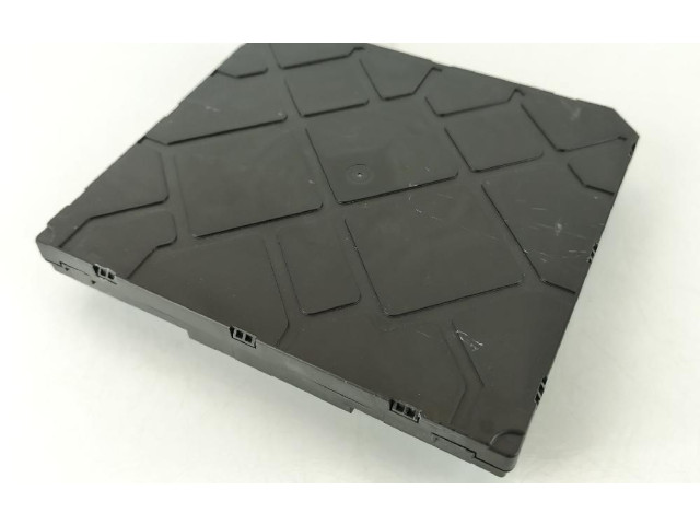 Блок предохранителей 5Q1937084 Audi A1