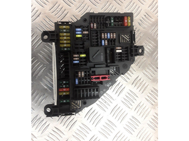 Блок предохранителей  921086003   BMW X3 F25    