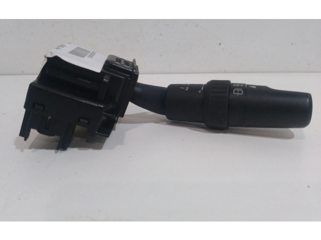 Ручка стеклоочистителей 17D682 Mazda 3 I