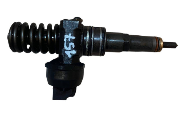 Жиклер (жиклеры) (форсунка (форсунки) 038130073AG, 0414720215 Skoda Octavia Mk2 (1Z)