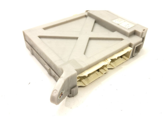 Pojistková skříňka 82730-30L30-B Lexus GS 250 350 300H 450H 2013