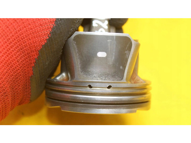 Поршень с шатуном 7289 Renault Clio IV