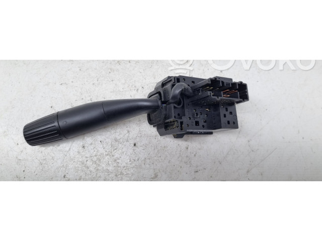 Ручка стеклоочистителей