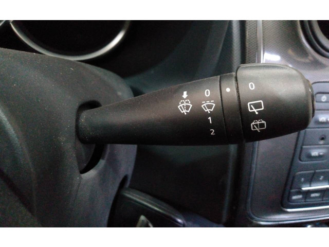 Ручка стеклоочистителей Dacia Sandero