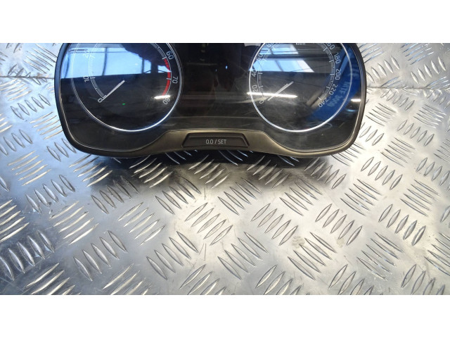 Панель приборов 6V0920730D   Skoda Fabia Mk3 (NJ)       