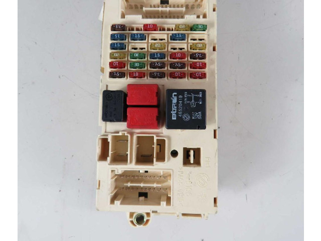   Pojistková skříňka 46758961   Fiat Punto (188) 1999