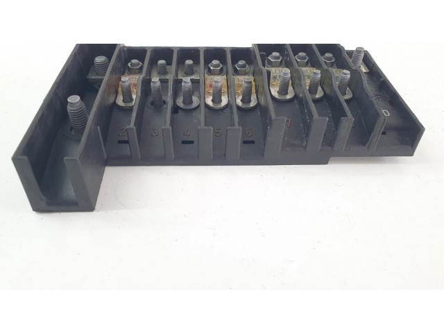 Узел подключения плюсовых проводов