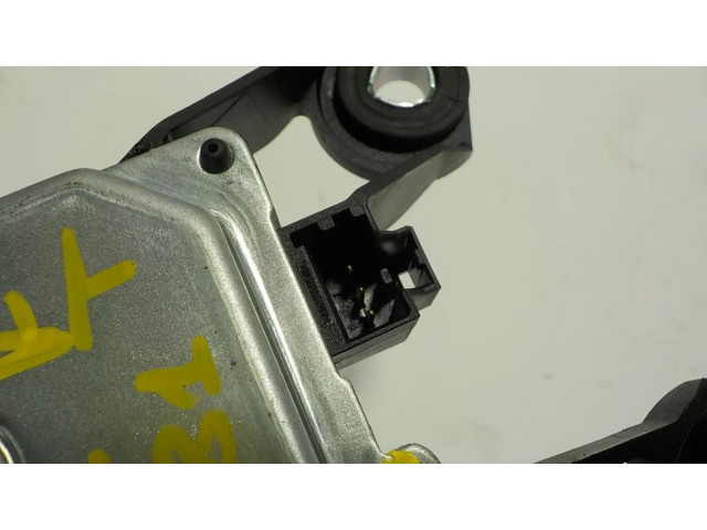 Моторчик заднего дворника LR002243, 6H5217404CB Land Rover Freelander 2 - LR2