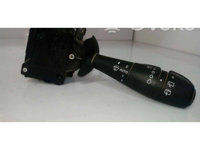 Ручка стеклоочистителей 255675887R   Renault Clio IV