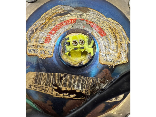 Подушка безопасности водителя    Infiniti FX