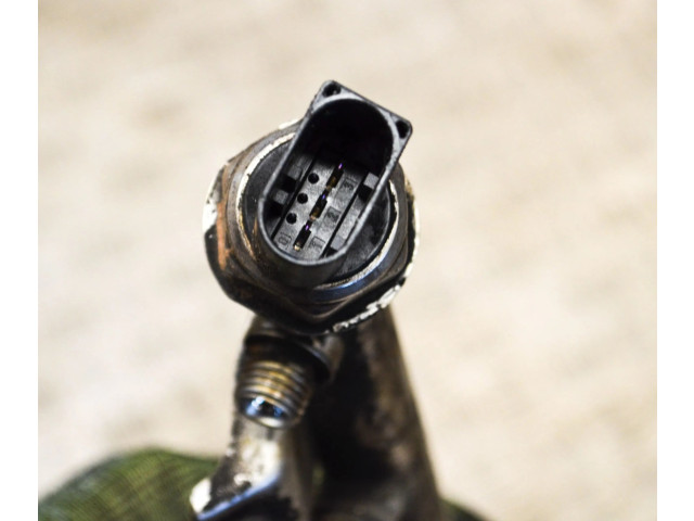 Vstřikovací lišta 7547599 BMW 7 F01 F02 F03 F04 pro benzínový motor 4.4 N63 B44 A