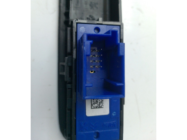 Блок комфорта 96770590ZD   Peugeot 2008 I   