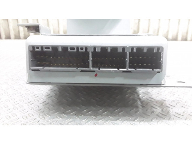 Блок управления 8711008410   SsangYong Rexton