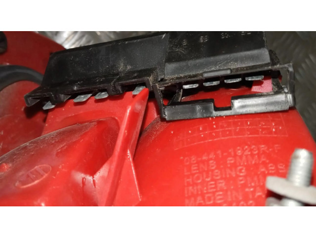 Světlo zadní pravé 014411923RR, 10653 Audi A6 S6 C4 4A 1997