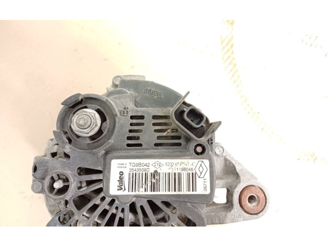 Генератор 231009733R   Renault Clio III      