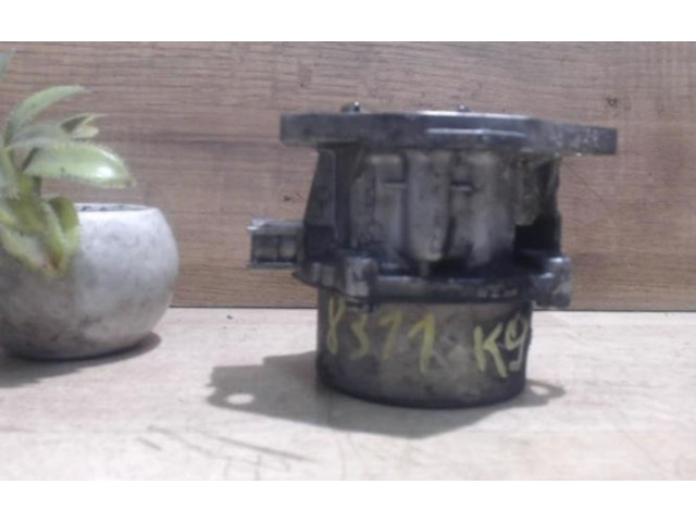 Вакуумный насос       Renault Clio III  2005 - 2012 года   