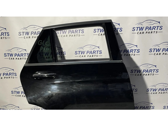 Задняя дверь