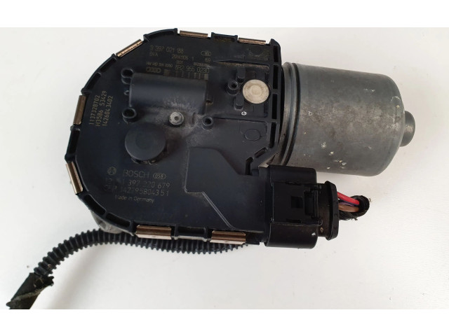 Zámek zadních dveří 8R2955023D Audi Q5 SQ5 2015