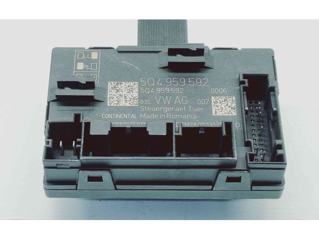 Блок комфорта 5Q4959592 Skoda Octavia Mk3 (5E)