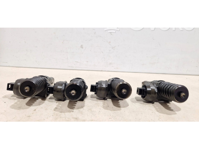 Комплект форсунок 038130073AG Volkswagen Touran I