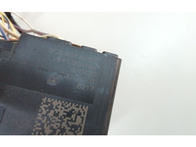 Pojistková skříňka 5Q0937615C, 5Q0937615C Volkswagen Tiguan 2017
