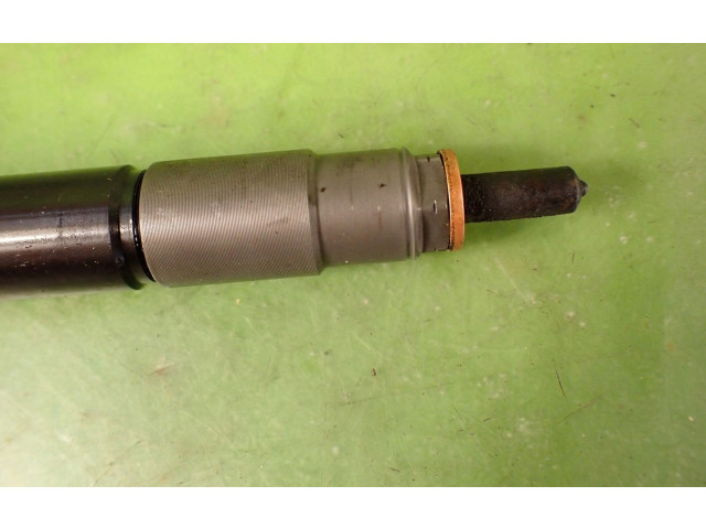 Форсунка     Mazda 5   