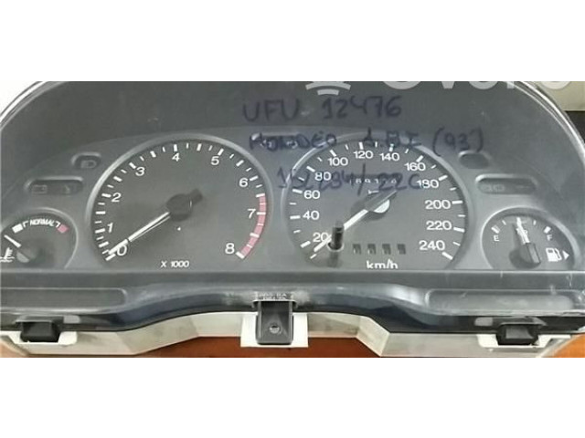 Přístrojová deska Ford Mondeo MK I 1993 93BB10C956