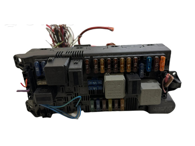 Блок предохранителей 2115453101   Mercedes-Benz E W211    