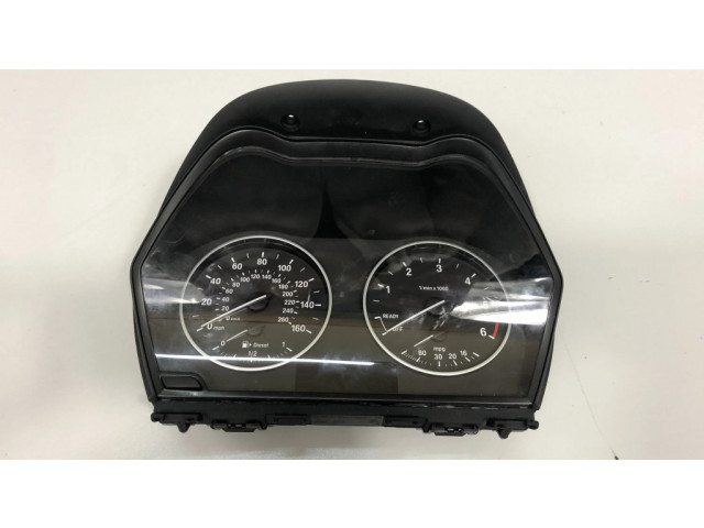 Přístrojová deska BMW X1 F48 F49 2016 9295445