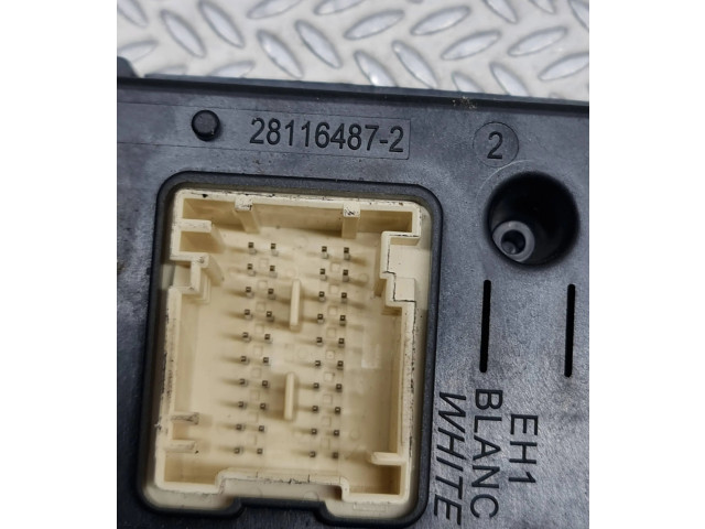 Pojistková skříňka 281164872 Peugeot 3008 2010