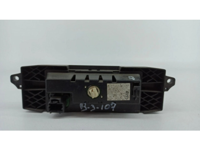 Дисплей       Citroen C2