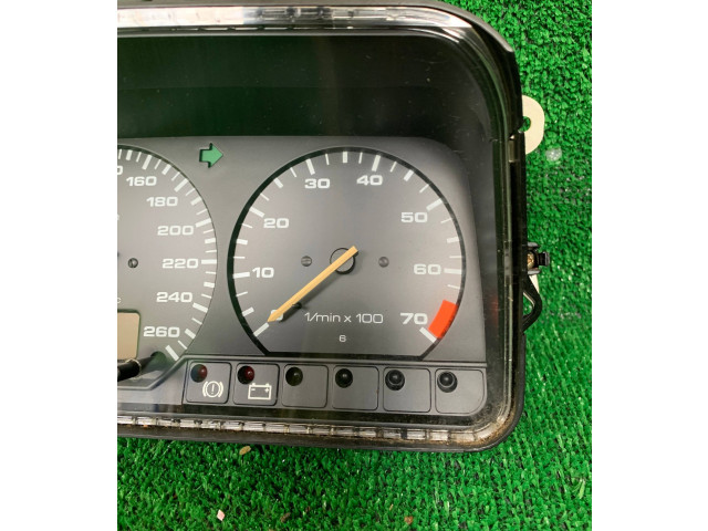 Панель приборов 357919033cs, 357919042j   Volkswagen PASSAT B3       