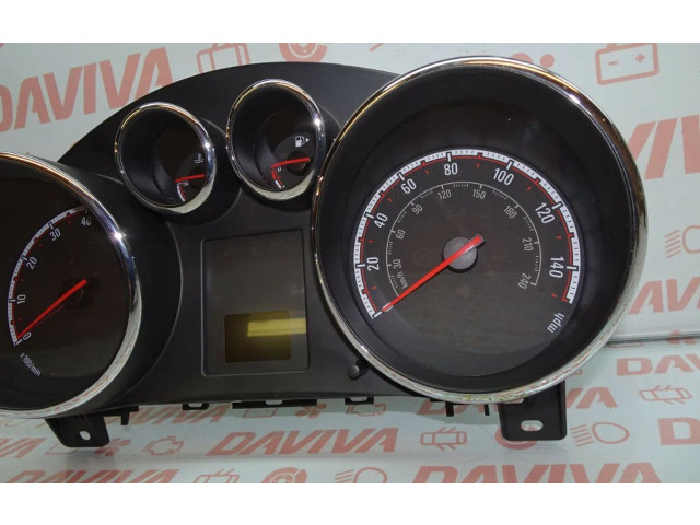 Панель приборов 13346176   Opel Meriva B       