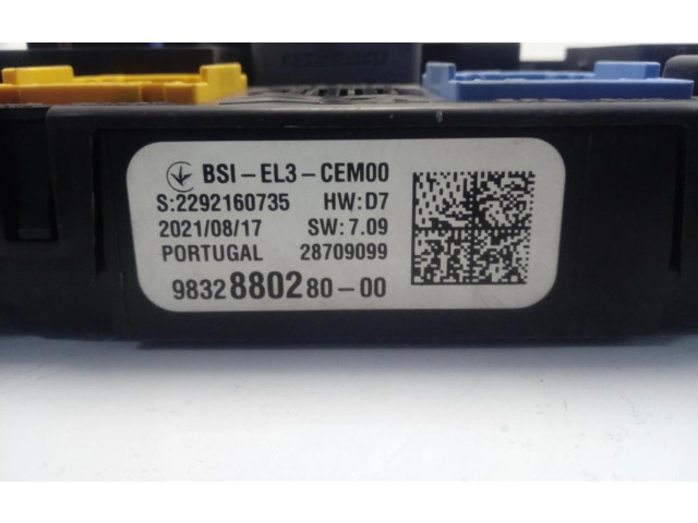 Блок предохранителей 9832880280, 9832880280 Opel Combo D