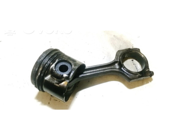 Поршень с шатуном Honda CR-V для дизельного двигателя 2.2