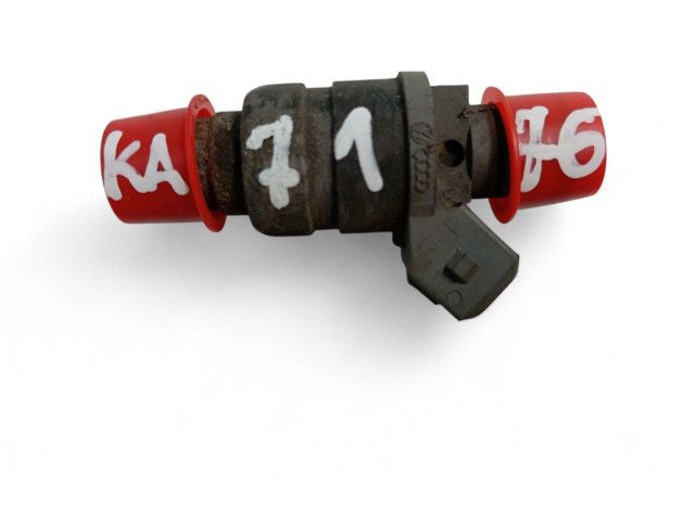 Форсунка 06A906031A    Audi A3 S3 8L   