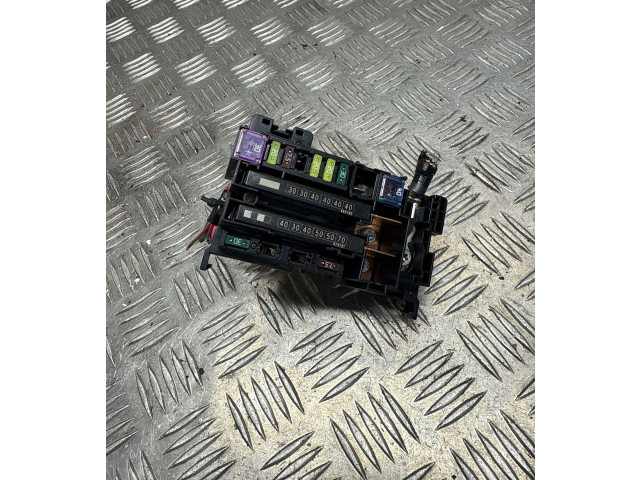 Блок предохранителей    Honda HR-V    