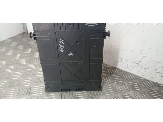 Блок предохранителей 9819850080, 20180507   Peugeot 2008 I    