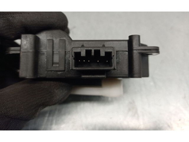 Вентилятор печки 1138002320, DETRAMPILLA Subaru Legacy