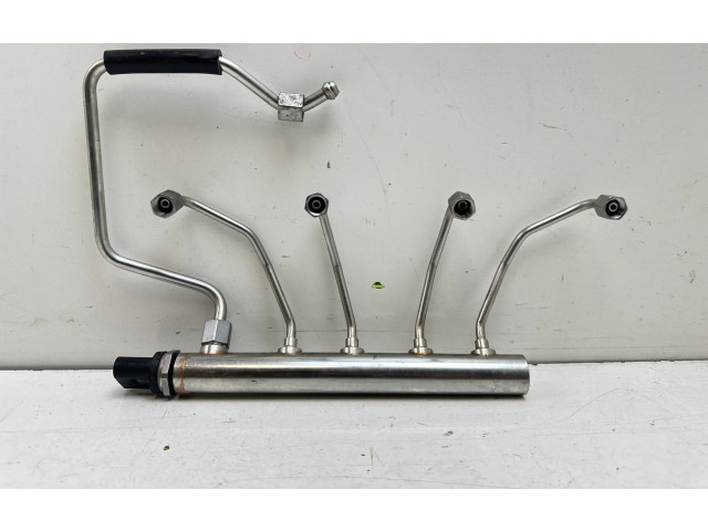 Vstřikovací lišta 7585411, 1353758541113 BMW X5 F15