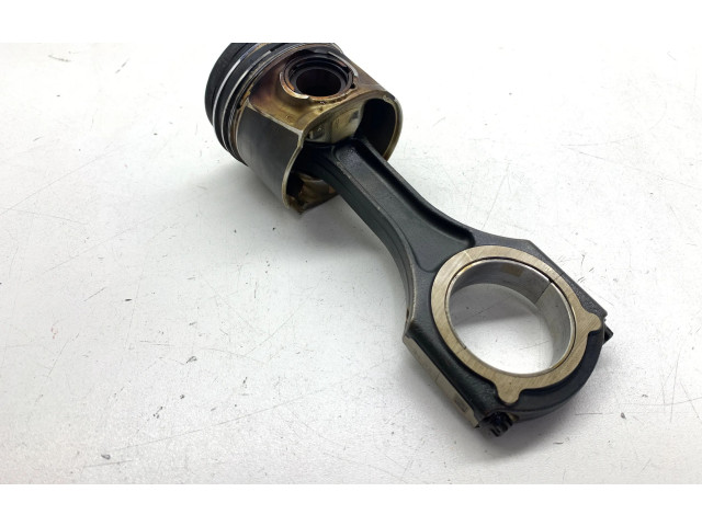 Píst A6510300117, 1402300105 Mercedes-Benz E W212 651.924