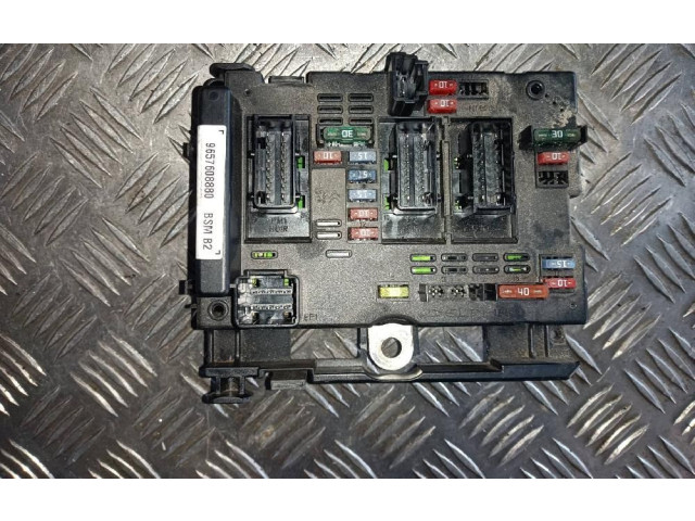 Блок предохранителей 9657608880   Citroen Xsara    