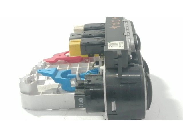 Блок управления климат-контролем Hyundai i10