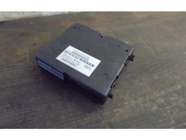 Блок управления 285252003R, 27760E911A   Dacia Duster